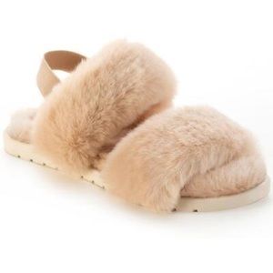 NWT Emmaa slippers from Sun + Stone a relaxing go-to For Macys Size 7